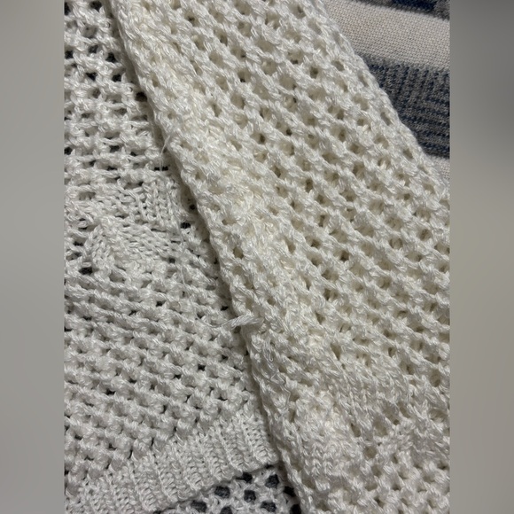 ✨SOLD✨Cupshe Cream Crochet Dress - Picture 6 of 11